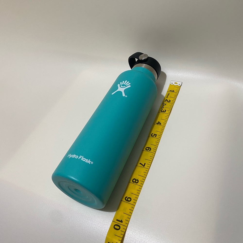 Hydro Flask 21 oz Aqua Bottle With Black Handle - Picture 5 of 5